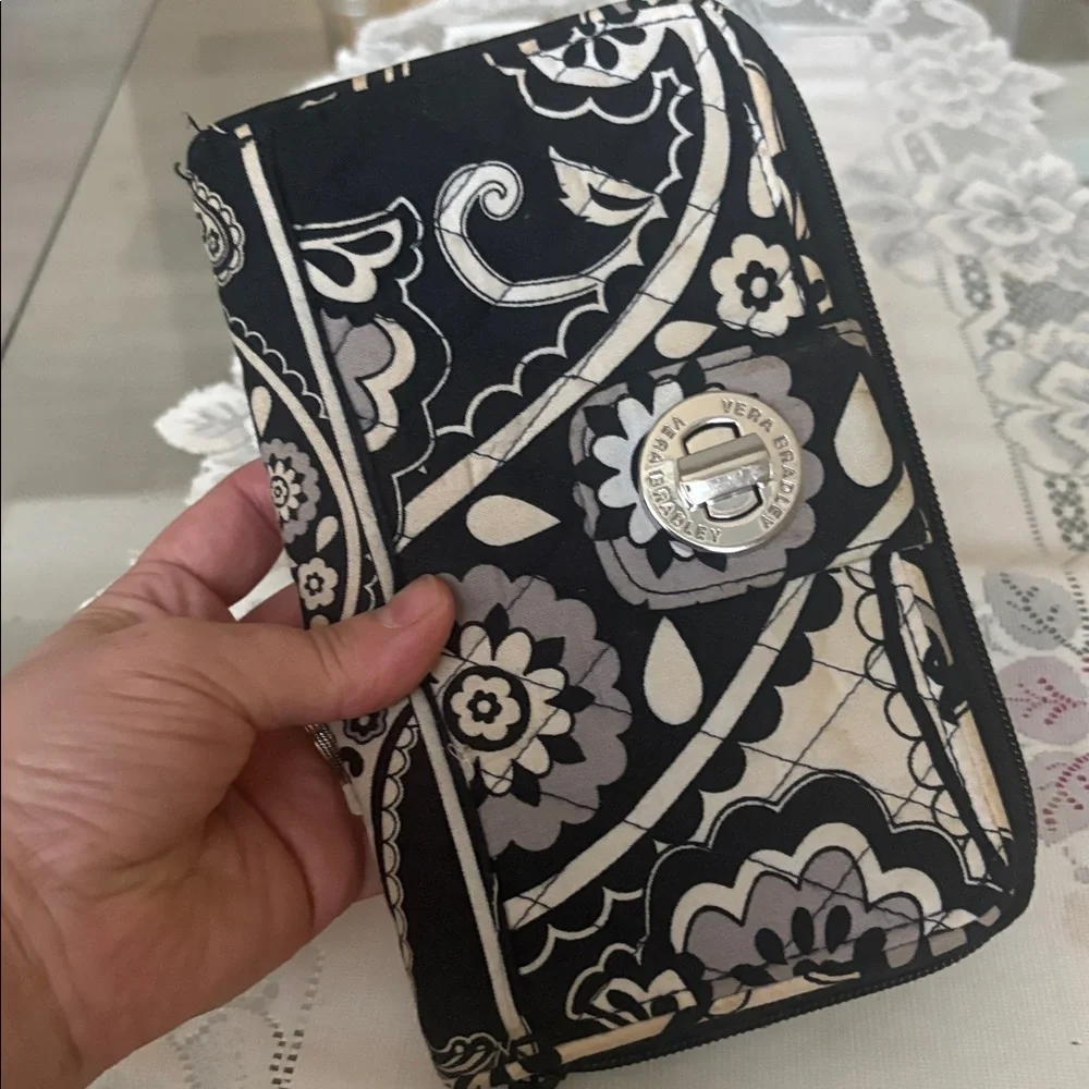 Vera Bradley Midnight Paisley Pattern Turn Lock Wallet - Picture 4 of 4